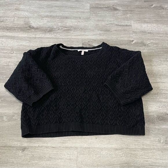 Victorias Secret Short Sleeve Crop Style Black Knit Sweater Size Small - Picture 1 of 6